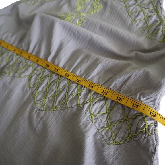 Anthropologie HD In Paris Sun Stitched Floral Embroidered Peplum Blouse Size 12 - Picture 10 of 11